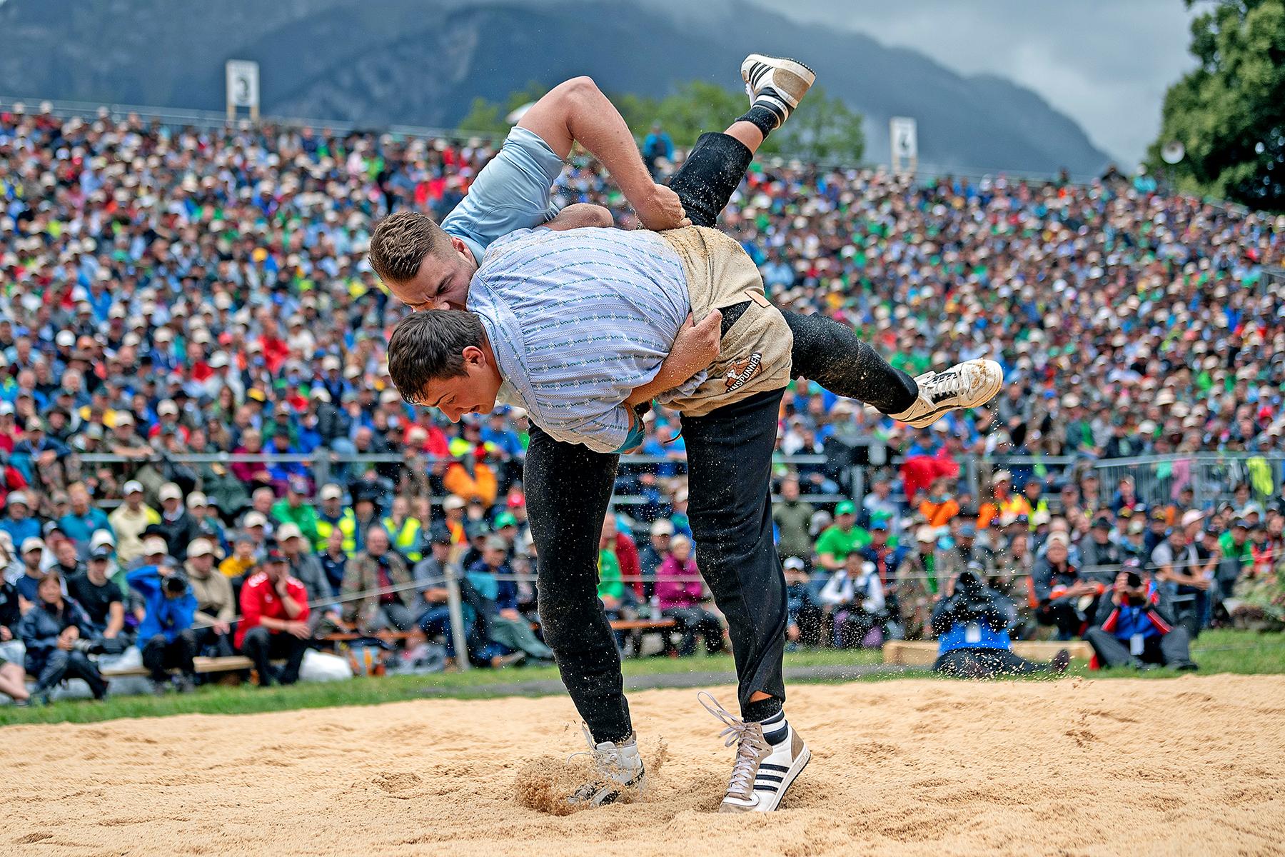 Werner Schlegel und Adrian Walther am Unspunnen-Schwinget 2023